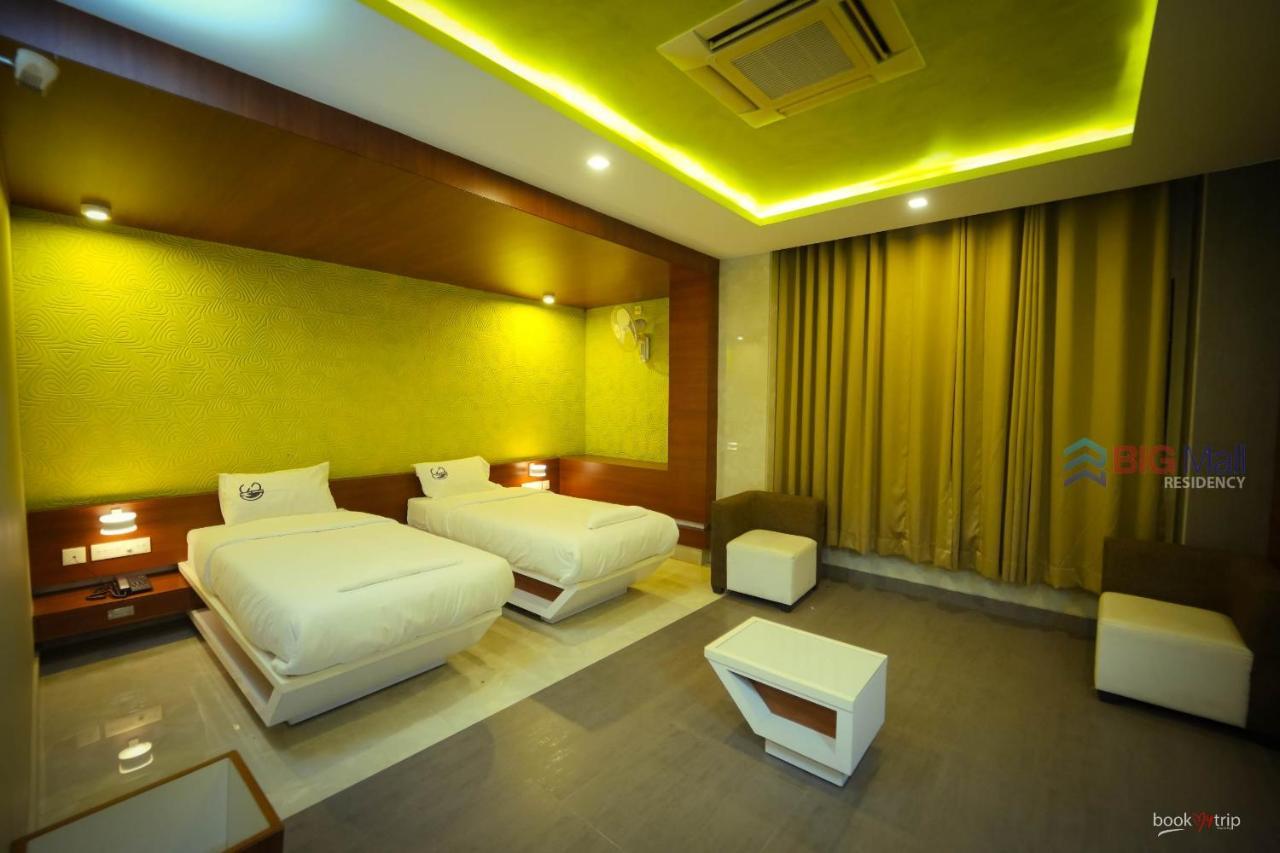 Bigmall Residency Hotel Kannangad Exterior foto